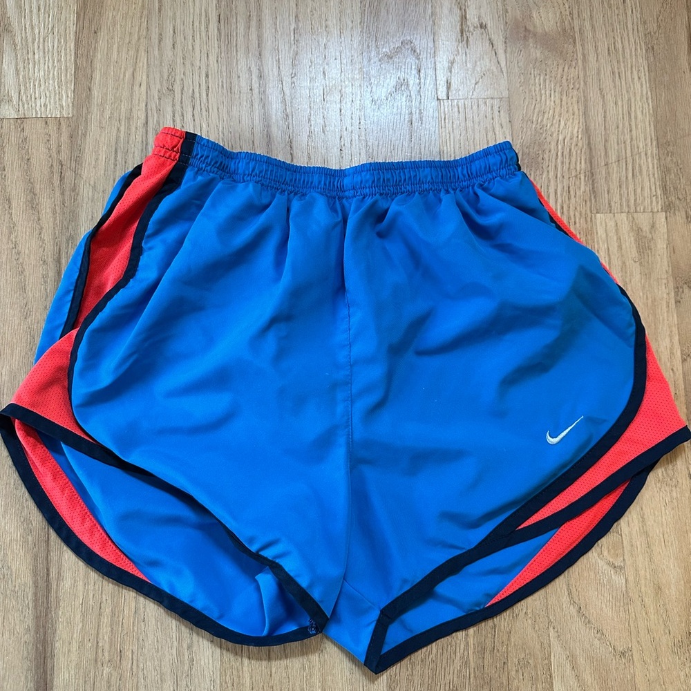 Nike Women's Blue and Red Dri-Fit Shorts size S